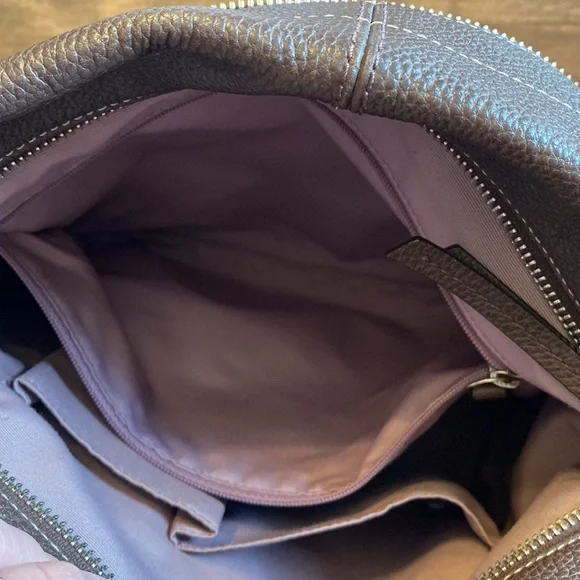 Coach Leather Bag with Adjustable Strap - Picture 11 of 13